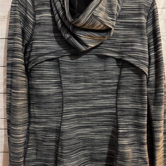 lululemon athletica hooded define 10 - Picture 5 of 6